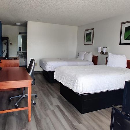 Travelodge Suites By Wyndham Macclenny I-10 Exteriér fotografie